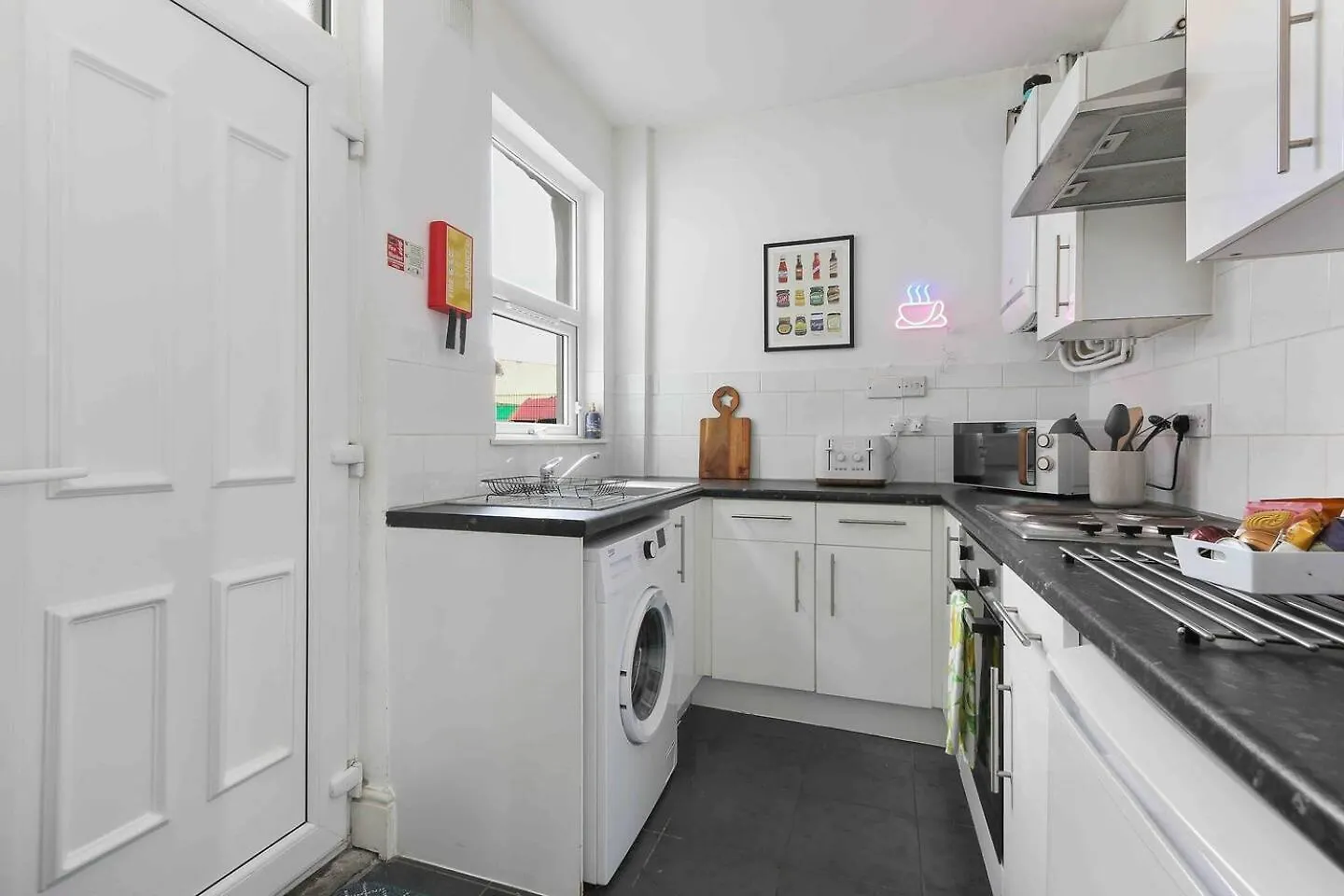 4 Bed House Near Trent Bridge Villa Nottingham 0*,